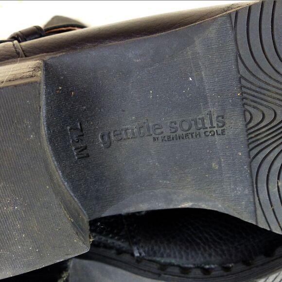 Gentle Souls Kenneth Cole Boot Women 7.5 Black Binta Moto Bootie2 Leather Buckle - Picture 14 of 14